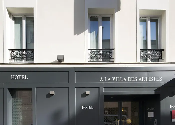 Hotel A La Villa Des Artistes Parigi
